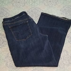 LIKE NEW Favorite Boyfriend jeans